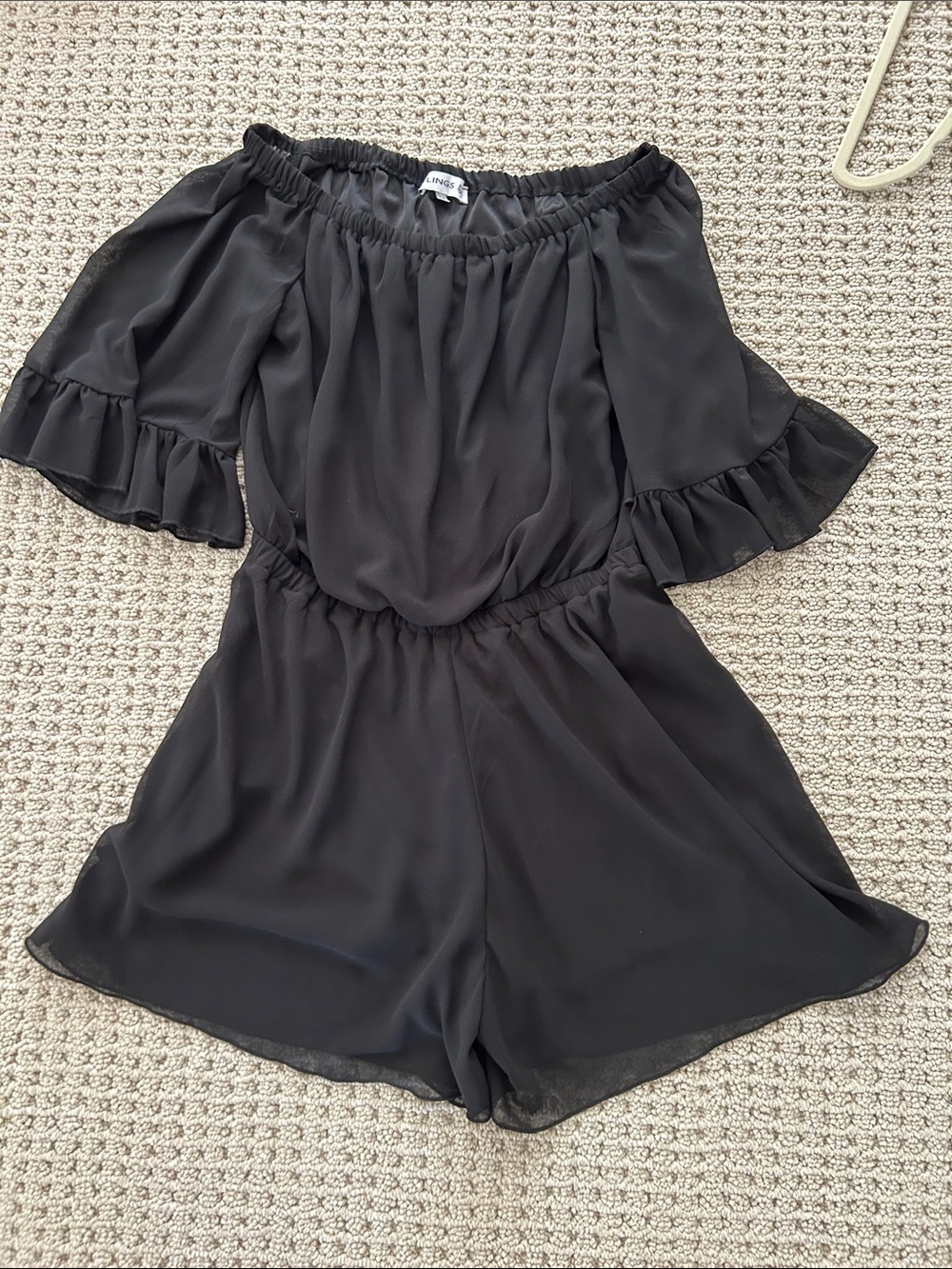 Black Ruffle Sleeve Romper - Picture 4 of 4
